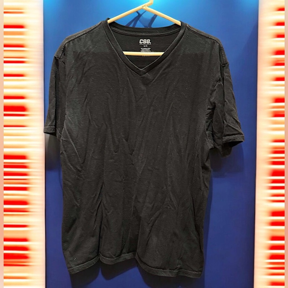 CSG Men's Black V-Neck Shirt XL